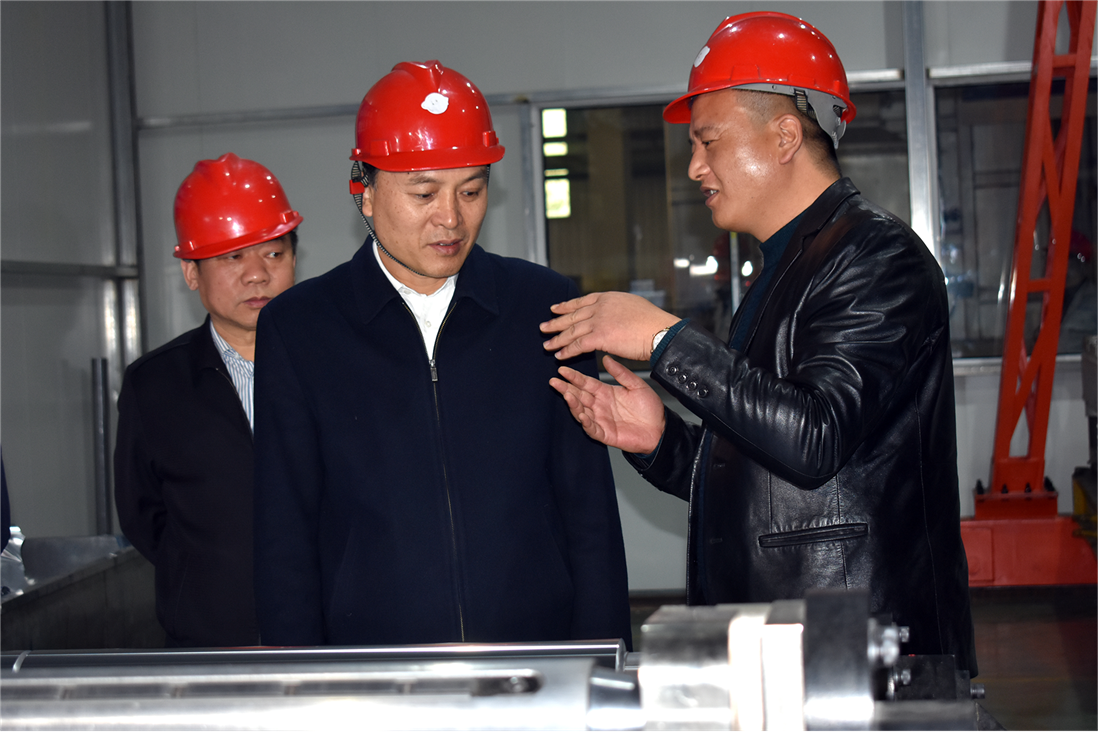 Zhang Yong, Secretary of Huaibei Municipal Party Committee, came to Limu for scientific research